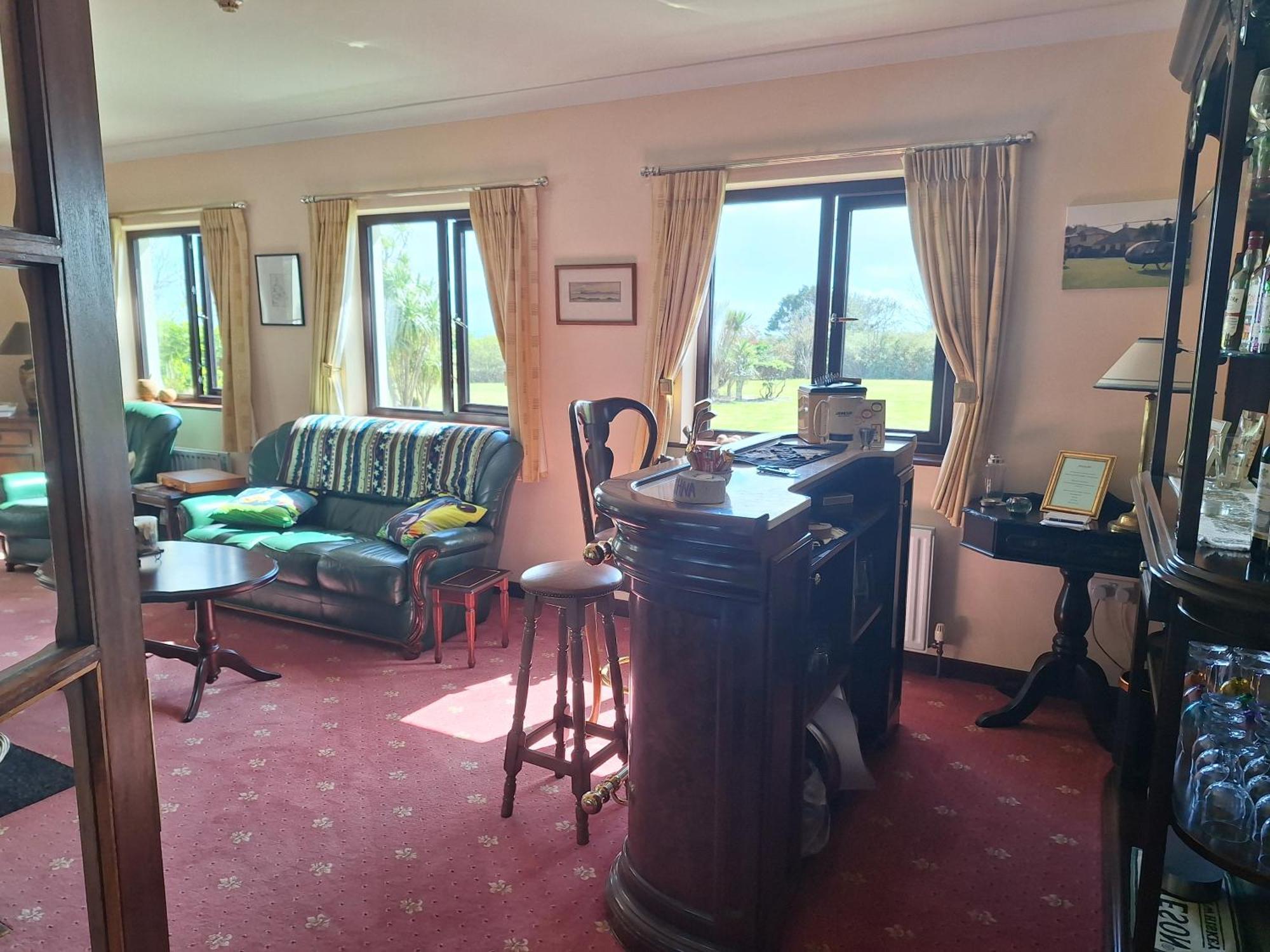 Corthna Lodge Schull Exterior photo